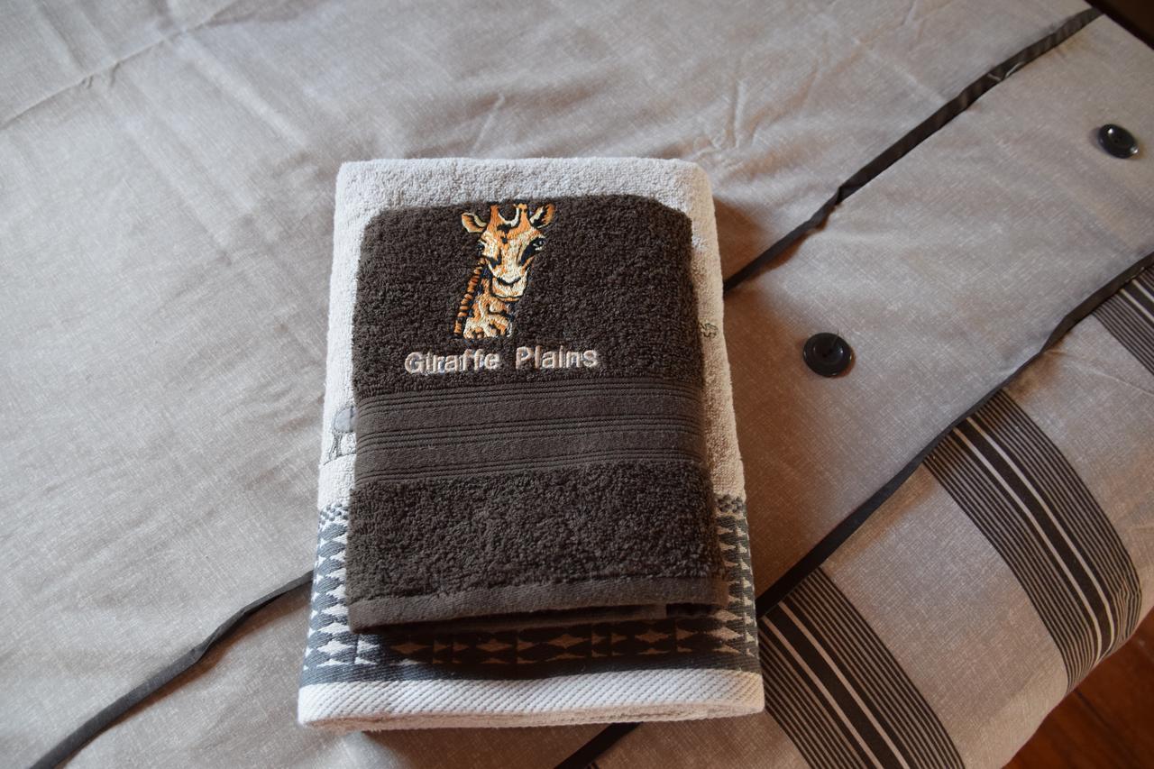 Giraffe Plains Villa มาร์ลอทพาร์ค ภายนอก รูปภาพ